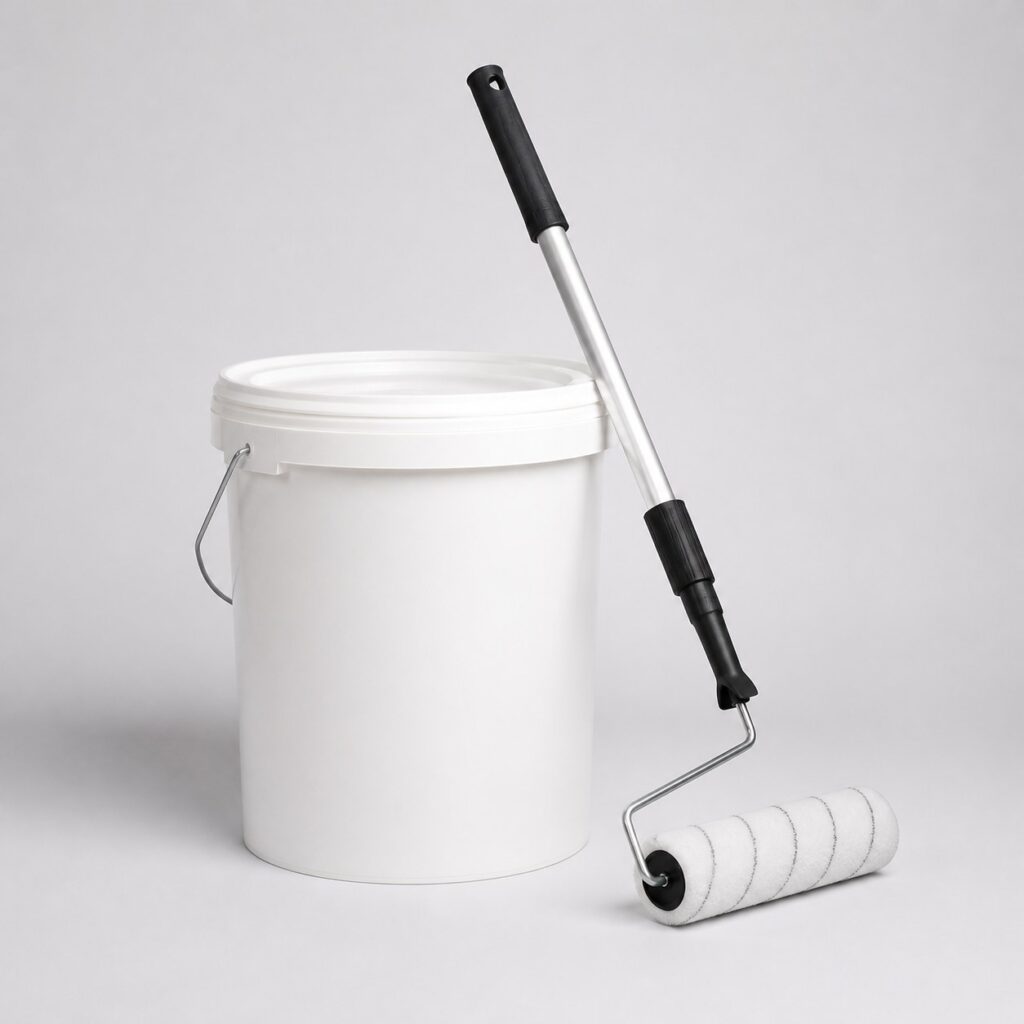 Pot de peinture façade multi-supports 10 L avec rouleau sur perche télescopique
